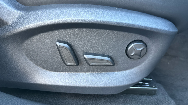 MG HS 1.5 T-GDI Trophy 5dr Petrol Hatchback